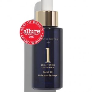 Samples of Beautycounter Facial Oils and Masks